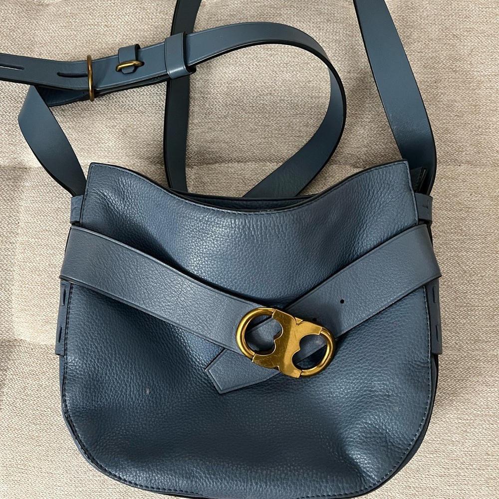 Elegant blue Leather Crossbody Bag